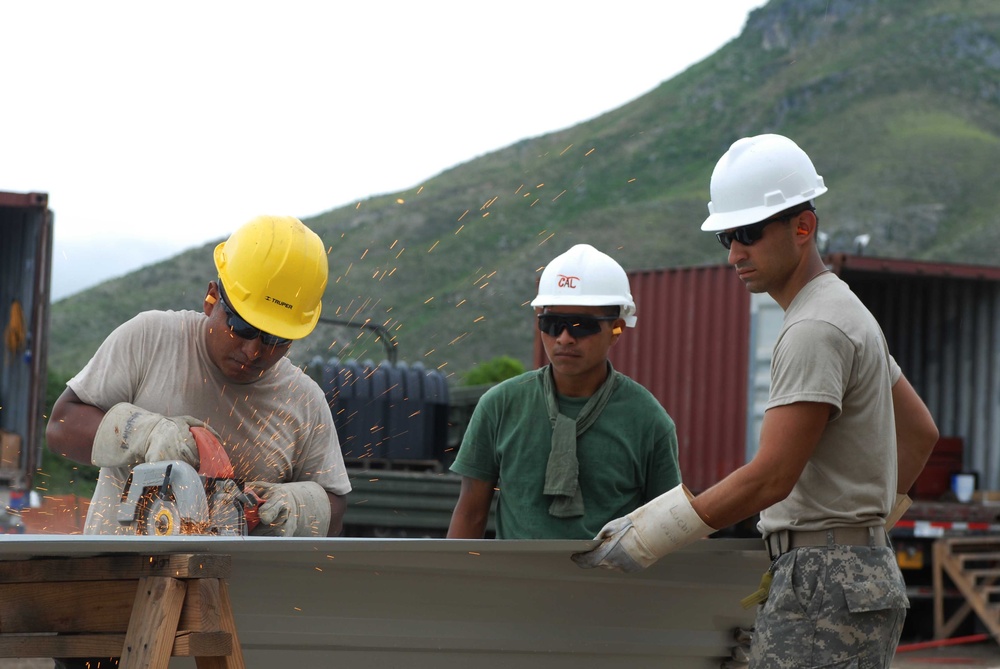 Louisiana National Guard and Belize Defence Force pool efforts in Haiti