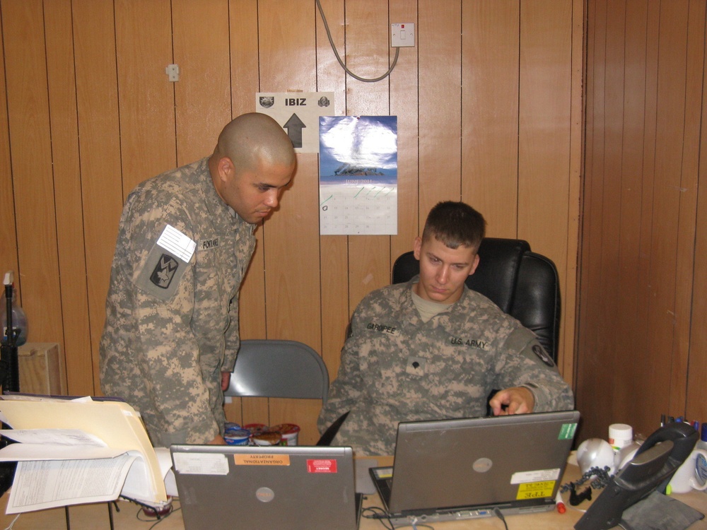 Two soldier team keeps connectivity flowing at Adder