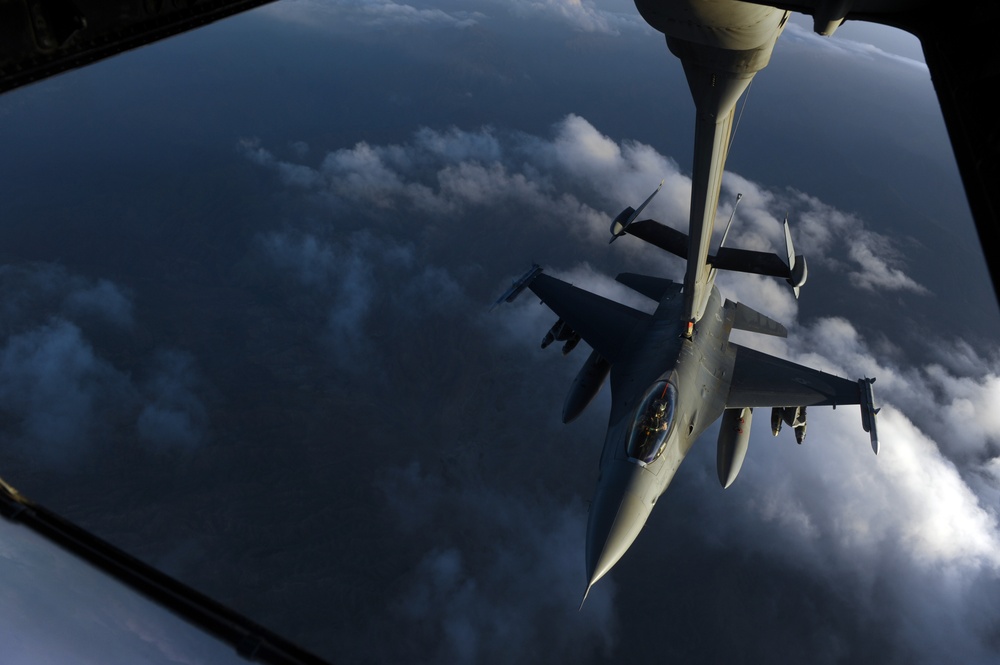 908th Expeditionary Air Refueling Squadron