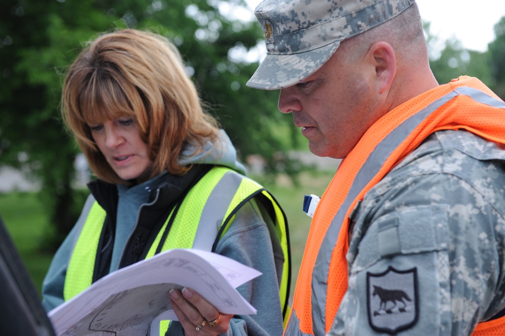 National Guard shows Pierre mayor levee operations