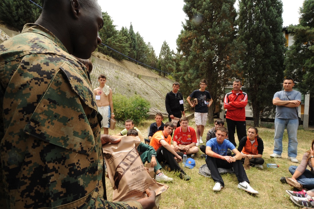 US Marine teaches MRE class to Macedonian students