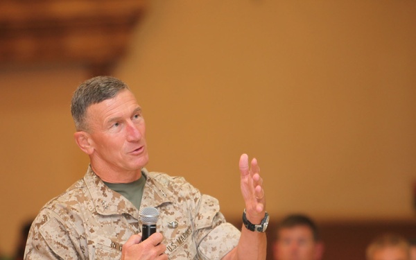 Steven Pressfield book signing