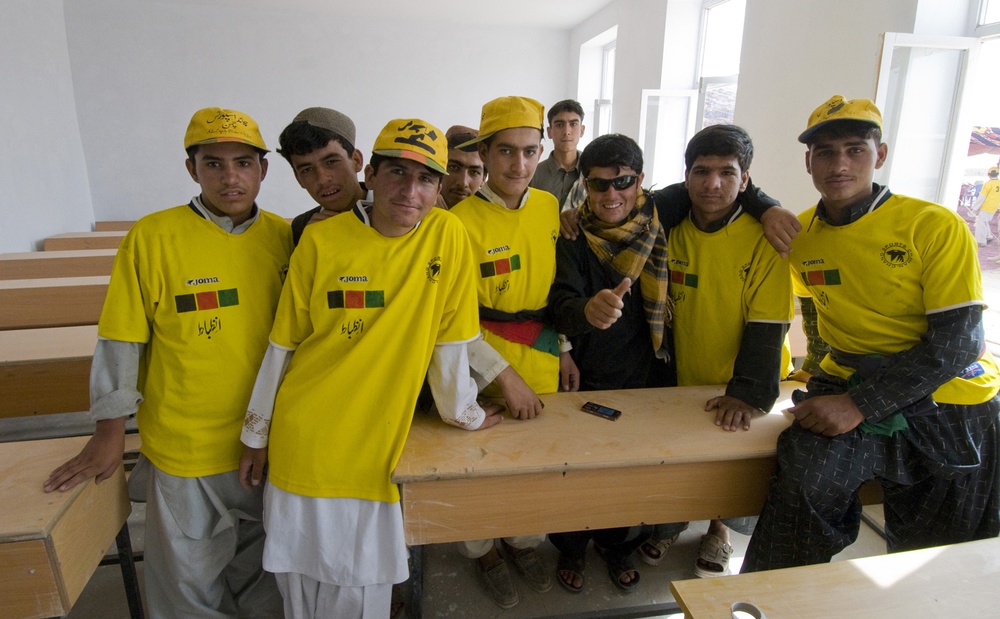1-38 Cavalry Regiment helps open Weesh boys’ school
