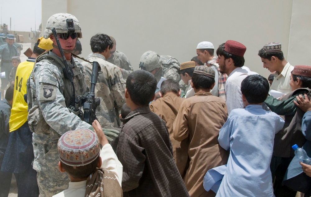 1-38 Cavalry Regiment helps open Weesh boys’ school