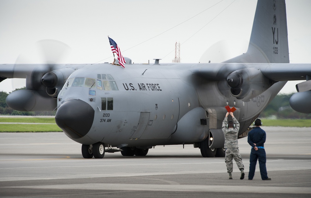Families welcome home eagle airlifters