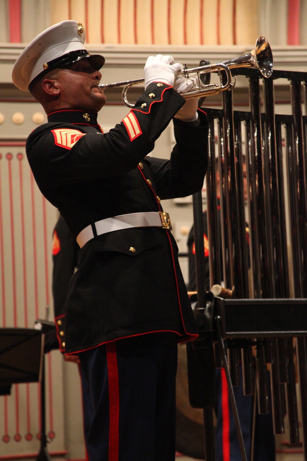 2nd MAW Band travels to New York, honors American flag