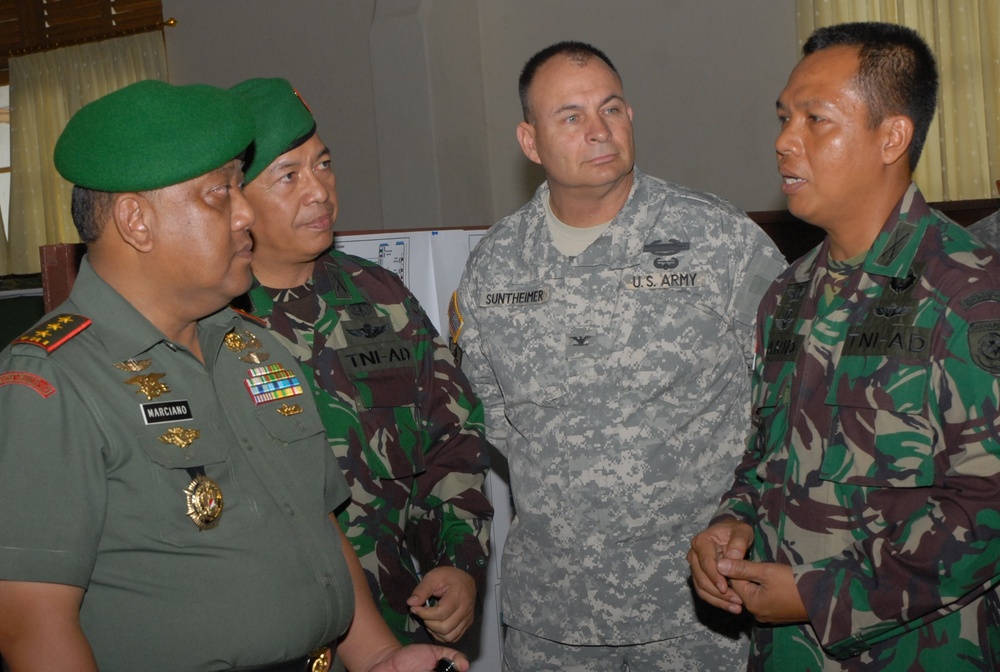 DVIDS - Images - Indonesian army TRADOC commander visits Exercise ...