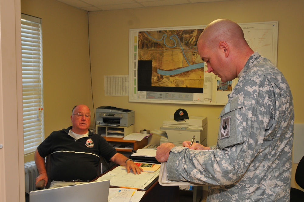Missouri guardsmen respond to flood threat