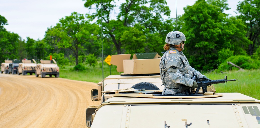 1st BCT soldier train prior to deployment