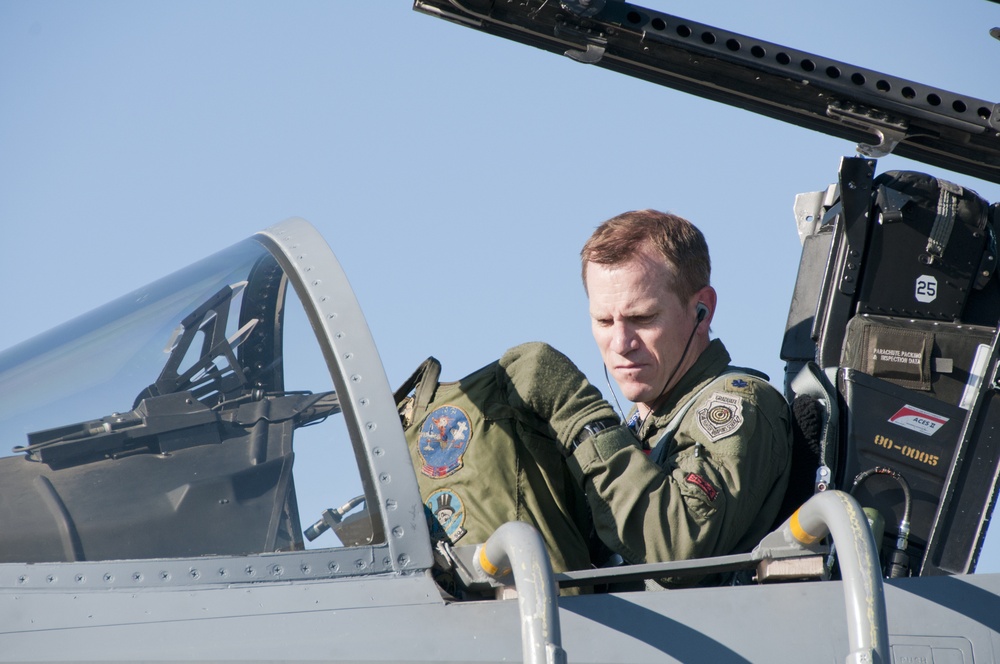 Kingsley pilot reaches 3,000 flying hours in F-15 fighter