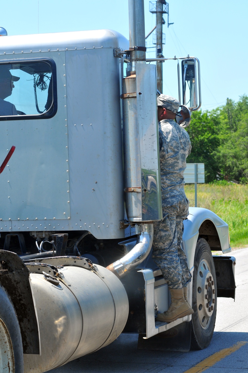 Missouri guardsmen assist in Atchison County