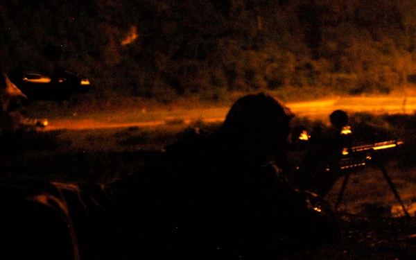 Snipers face night qualification challenge at Fuerzas Comando 2011