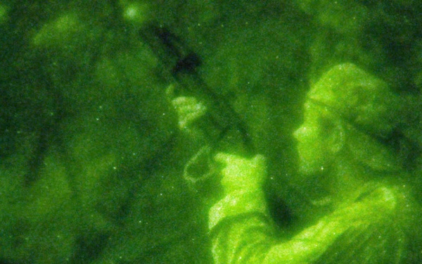 Snipers face night qualification challenge at Fuerzas Comando 2011