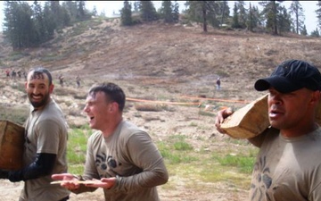 NTC operations group ‘Tarantula Team’ conquers 2011 Southern California Tough Mudder