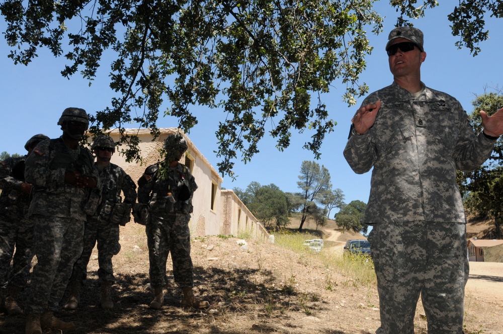 Command Sergeant Major of the Army Reserve visits Fort Hunter Liggett