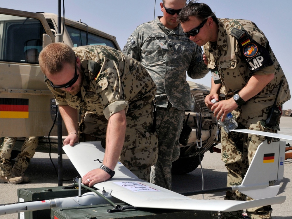 ISAF aircraft/weapons familiarization