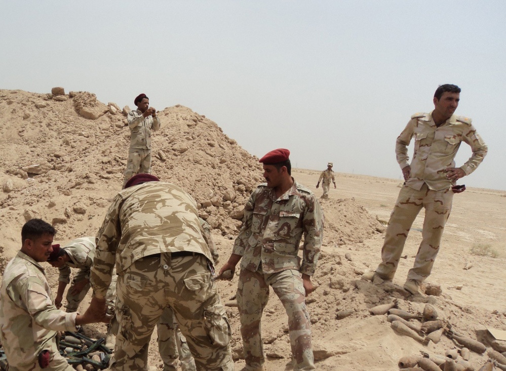 Dragon Battalion, 17th Iraqi Army Division conduct massive controlled detonation, denying enemy firepower