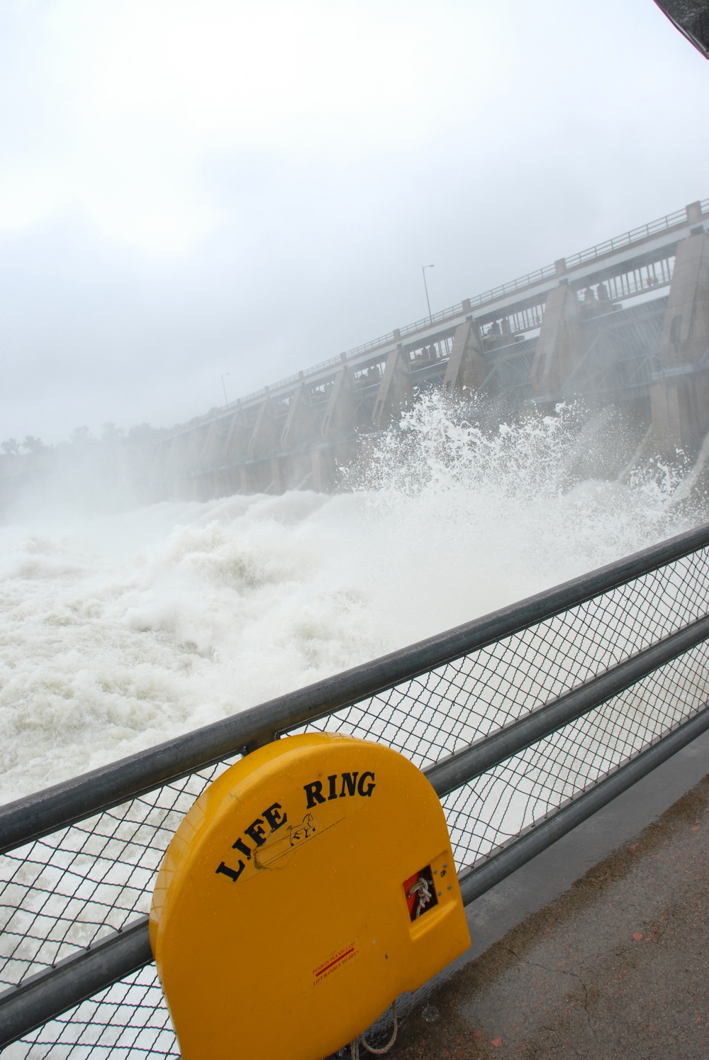 Gavins Point dam sustains 150,000 CFS
