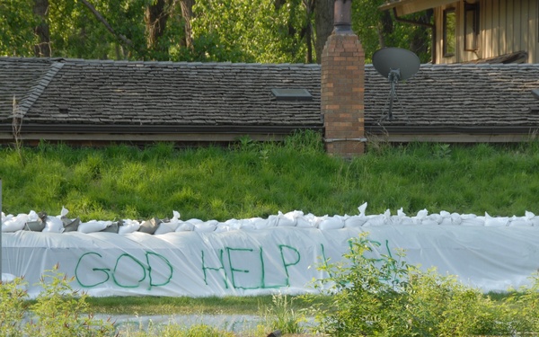 Riv-r-land development