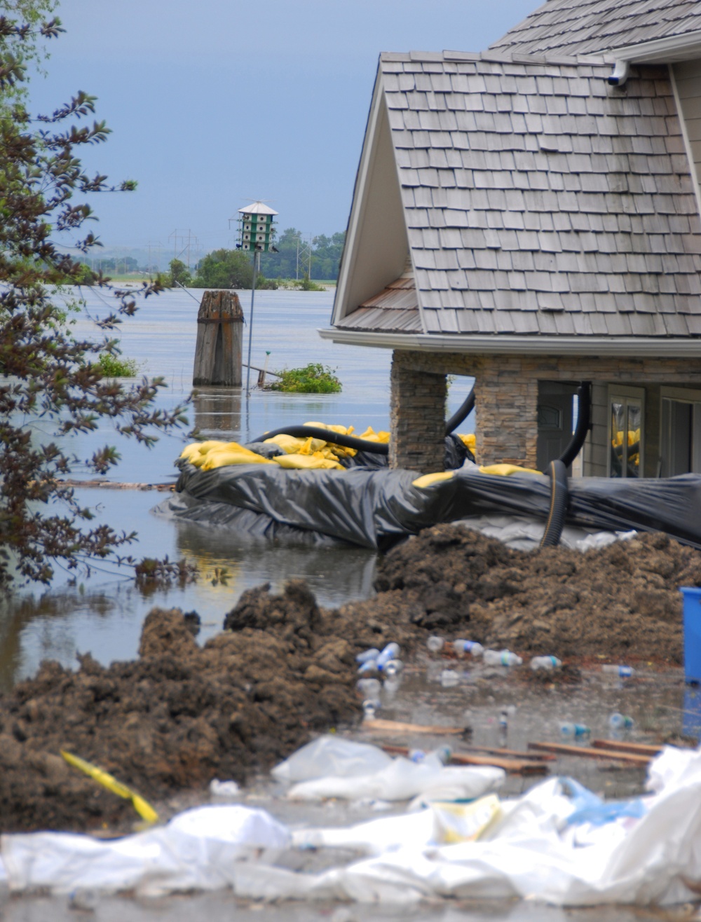 Riv-r-land development