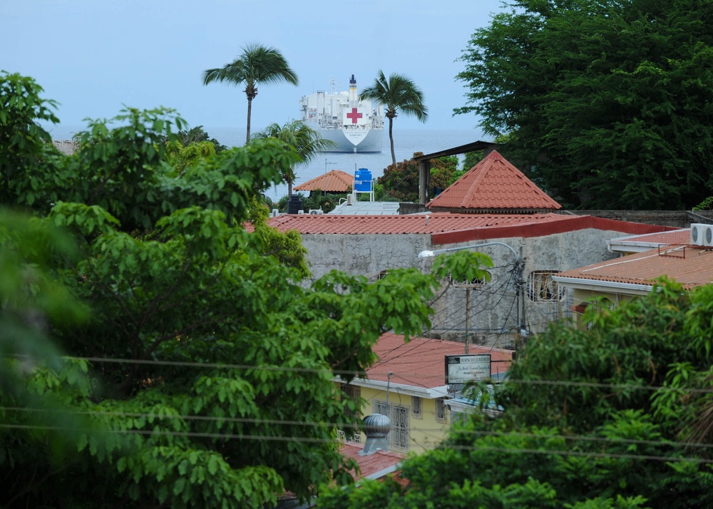 USNS Comfort off coast of San Juan del Sur