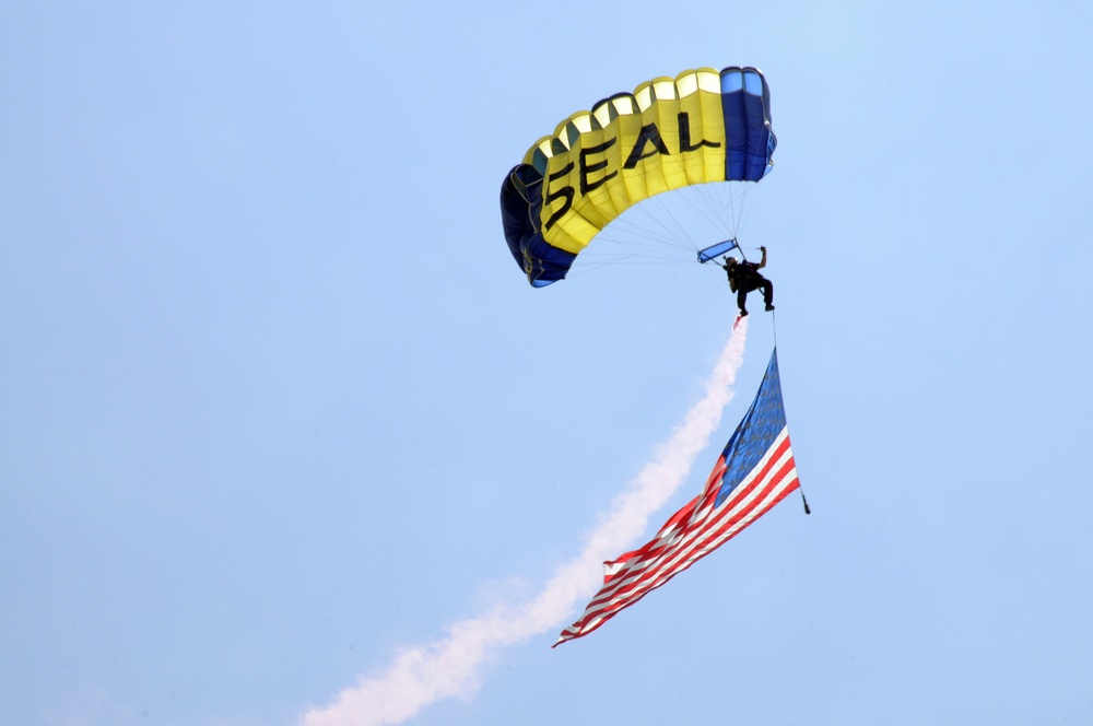 Leap Frogs perform during Chattanooga Navy Week