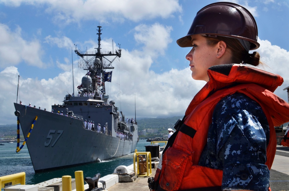 USS Reuben James returns home