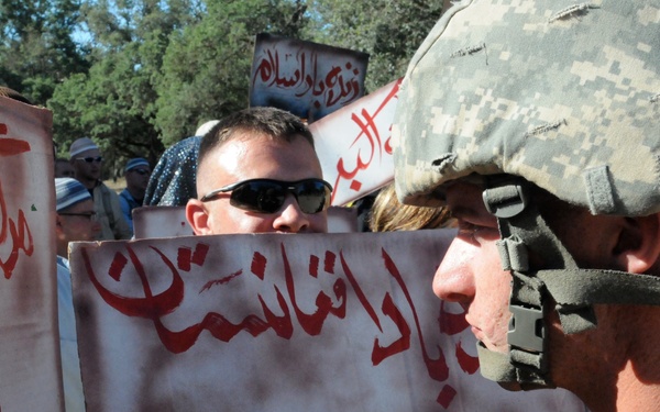 Mock protest - CSTX 91 11-01