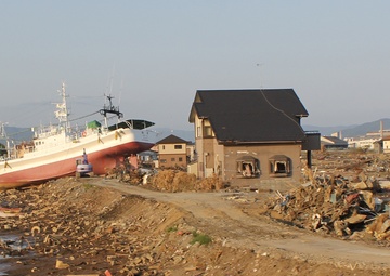 Marines, sailors take leave to build homes, clean, give hope