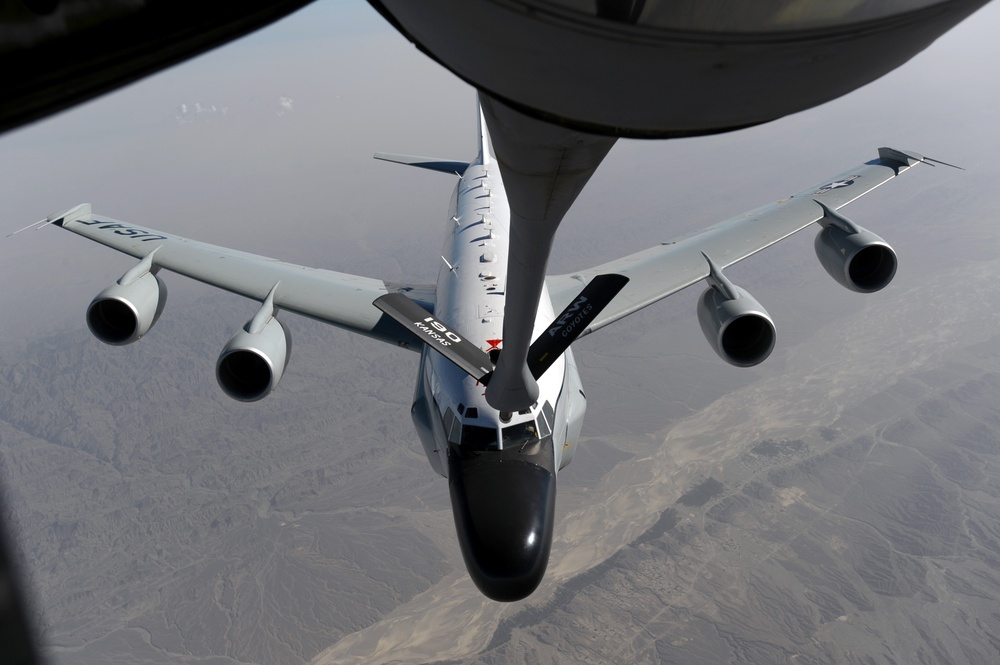 Operation Enduring Freedom Rivet Joint air refueling