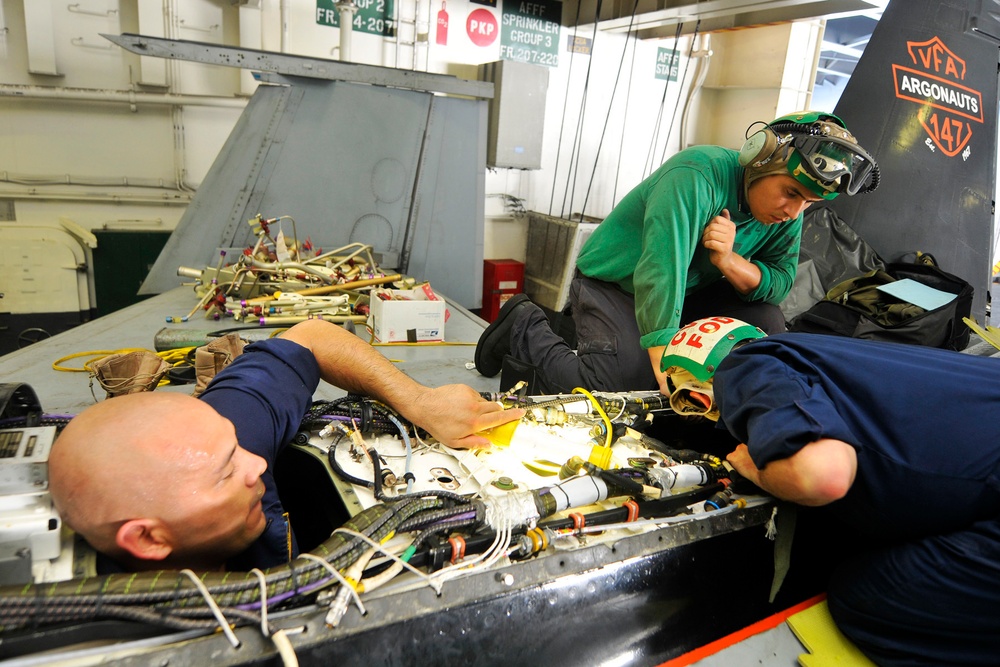 Sailors maintain jets