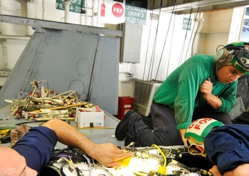 Sailors maintain jets