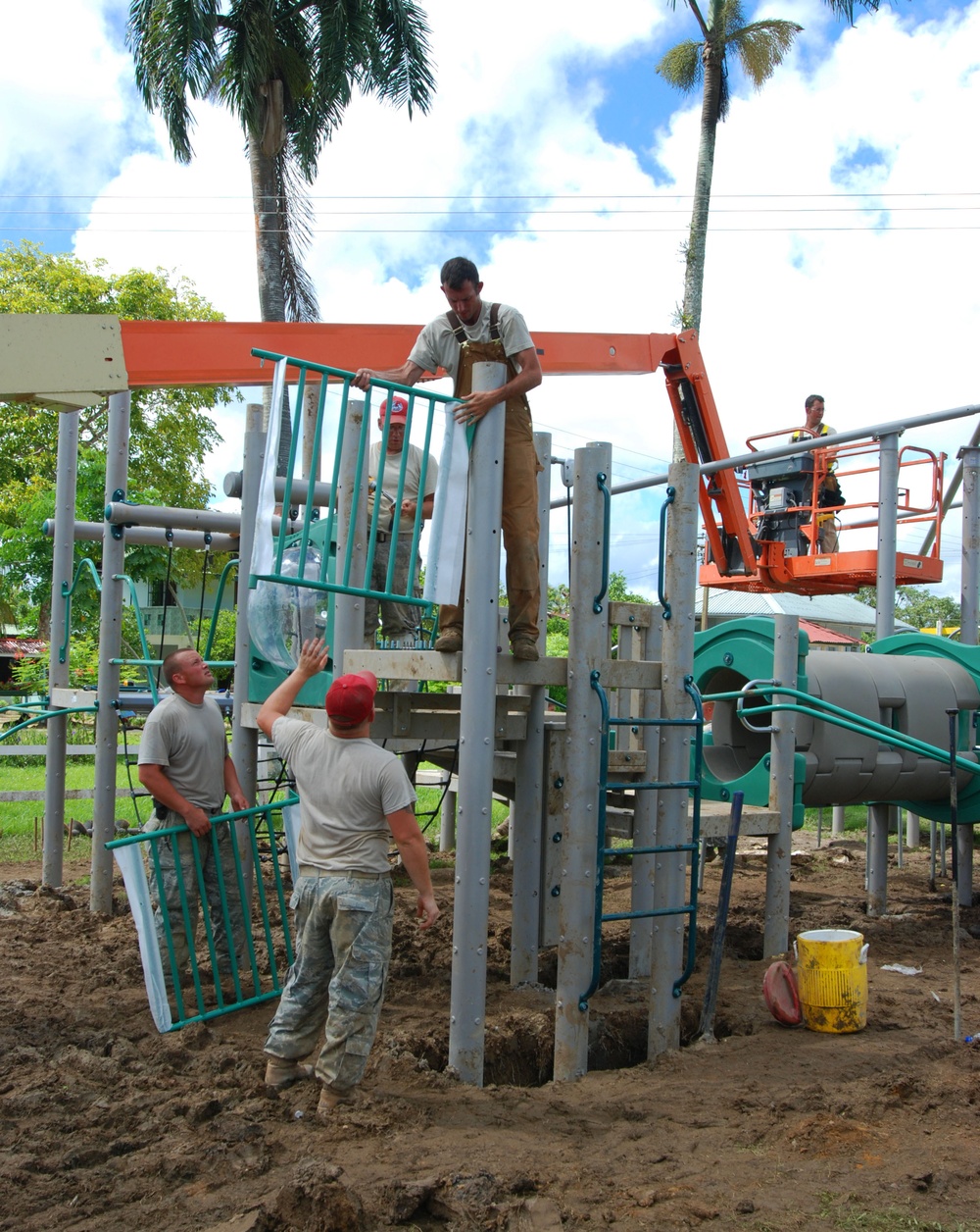 Children of Suriname soon to have new playgrounds