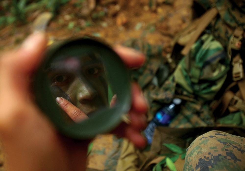 US Marines, sailors share best practices with Malaysian Rangers