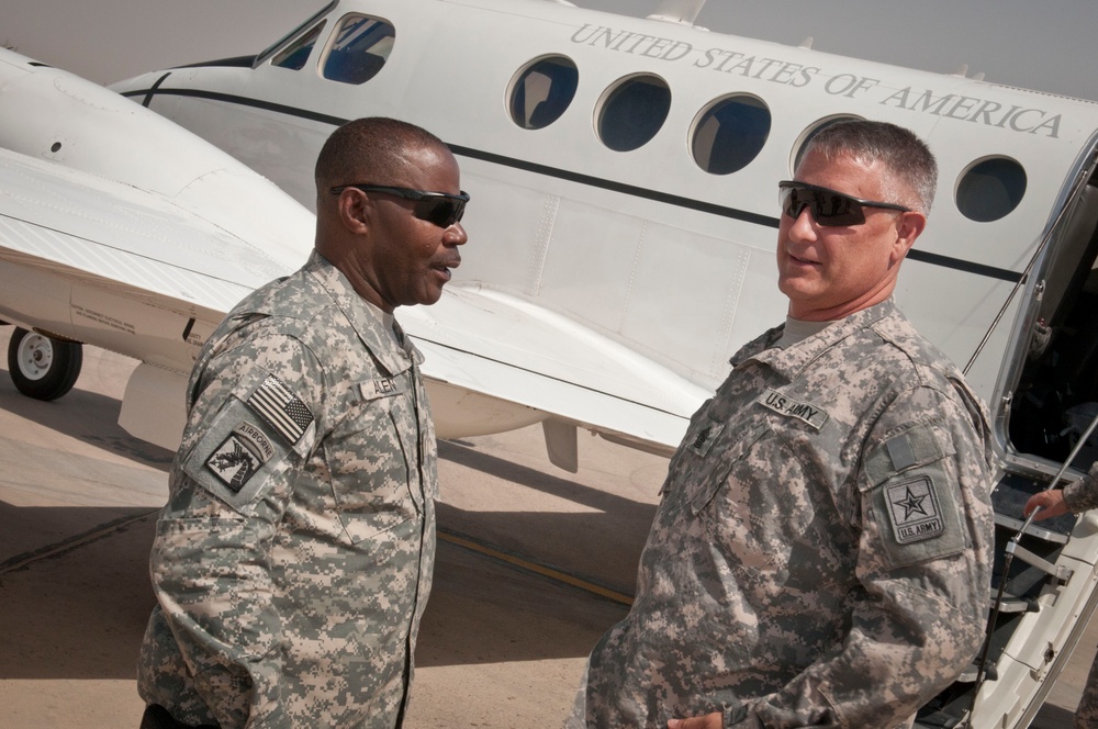 Sgt. Maj. Chandler visits troops in Iraq