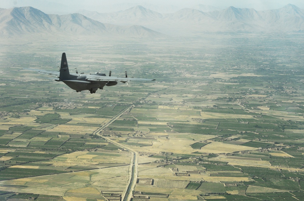 Formation airdrop provides needed supplies, saves lives