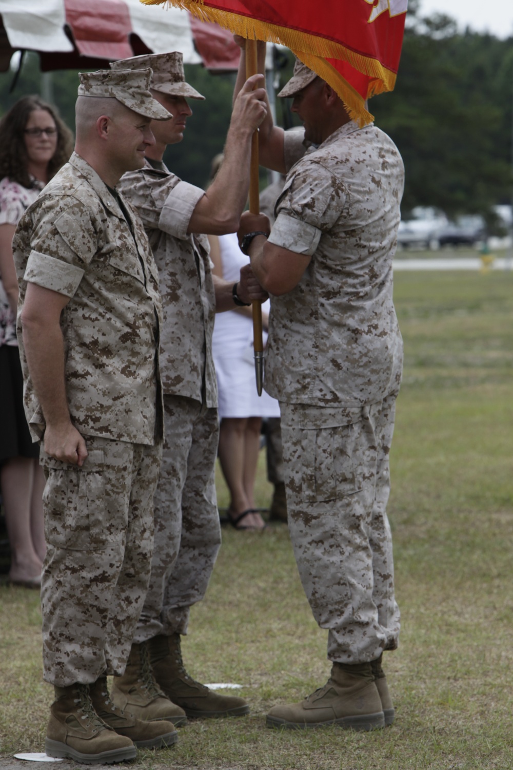 Richie relinquishes command of MACS-2 to Grossnickle