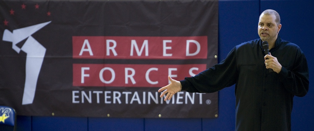 Armed Forces Entertainment presents Sinbad's 'Funny to the Corps' tour