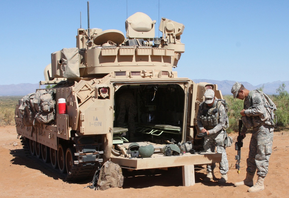 Soldiers train with Mounted Soldier System