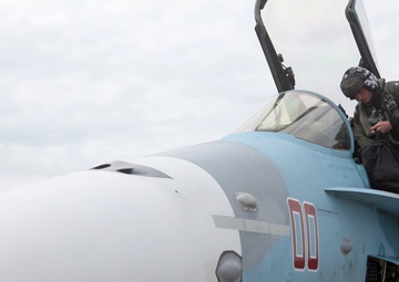 Joint aviators ‘fight’ in Alaskan skies