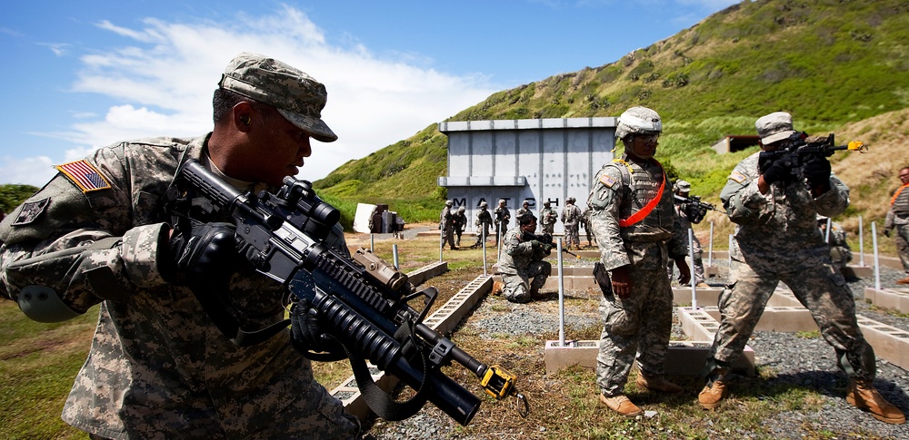 Building confidence by the basics: Famed Army ‘Purple Heart Battalion’ practices clearing K-Bay shoot house