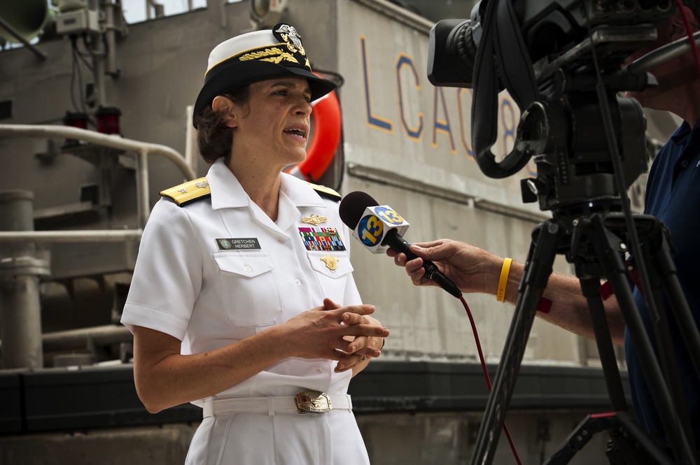Navy Cyber Forces change of command