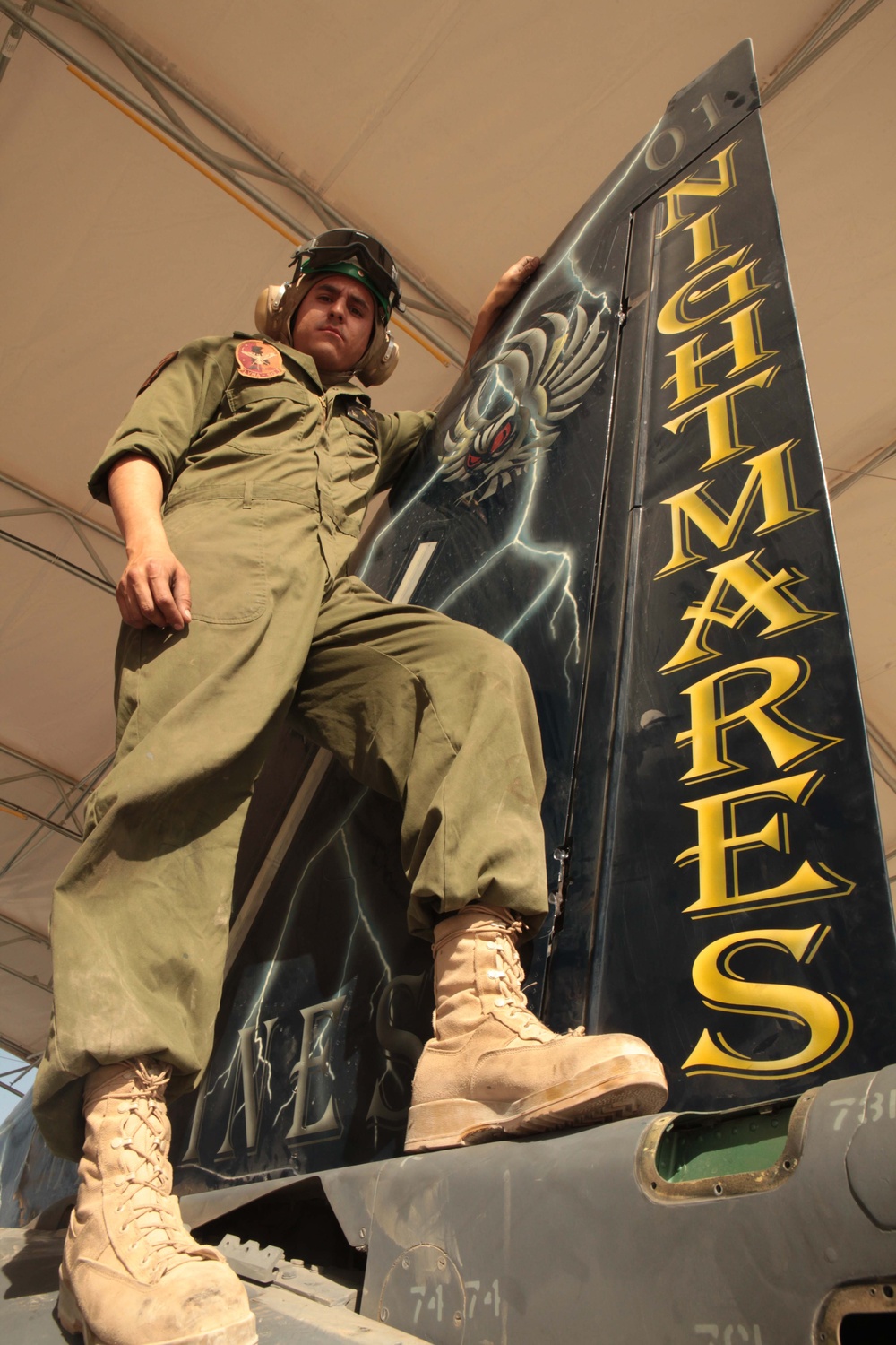 Art of War: Yuma Marine brings artistry to Afghan skies