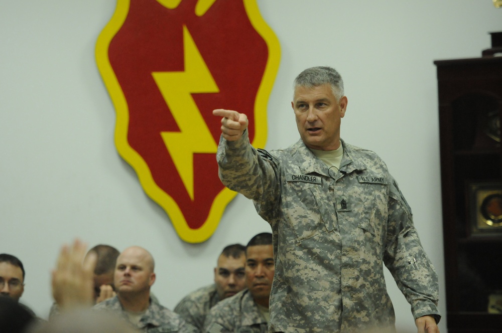 Sergeant major of the Army visits USD-C