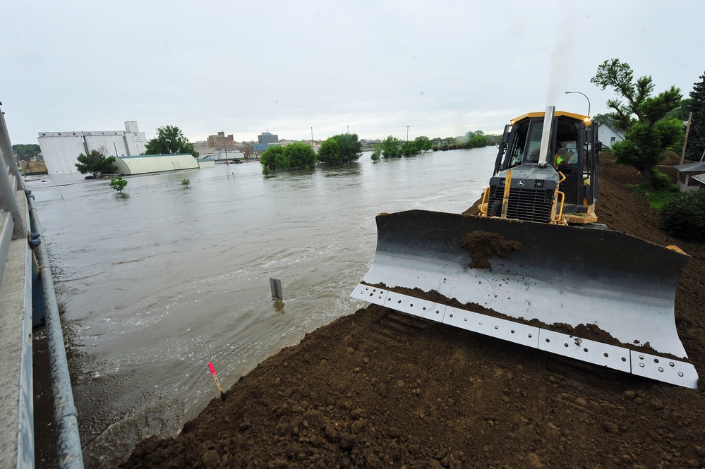 North Dakota flood effort