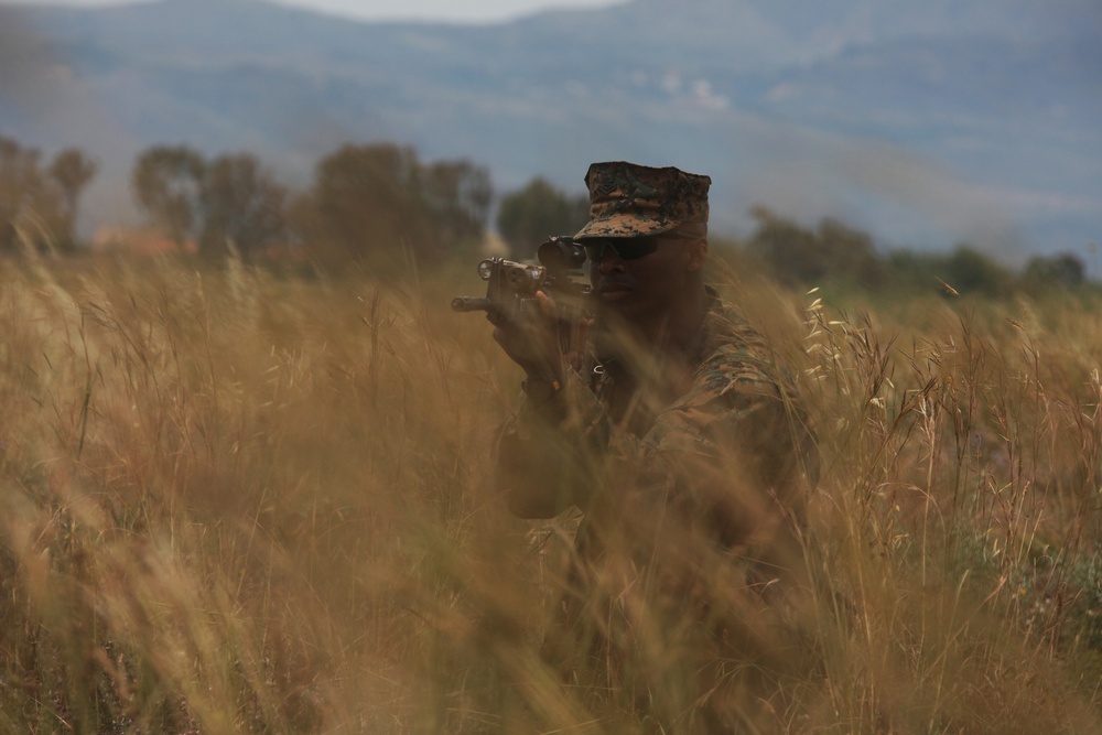 22nd MEU Marines train with Greek Military