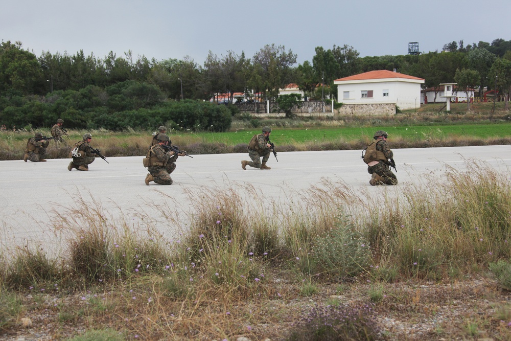 22nd MEU Marines strengthen ties with Greek military