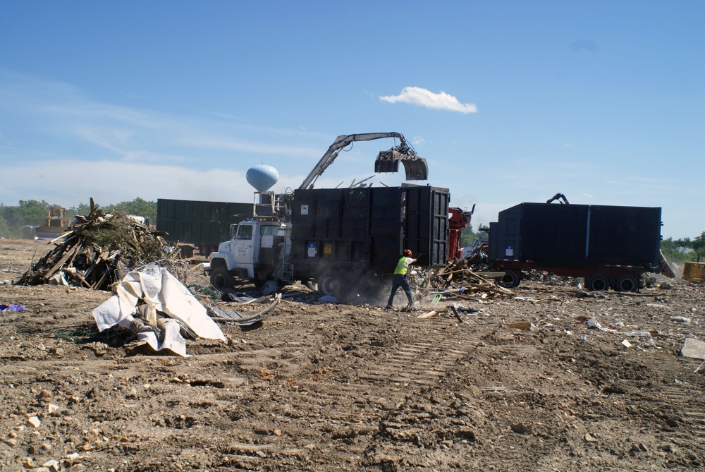 Joplin tornado debris removal