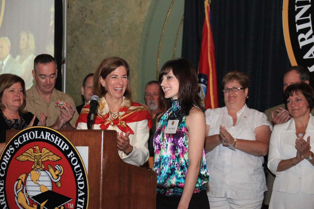 1st recipient receives scholarship: Marine Week St. Louis