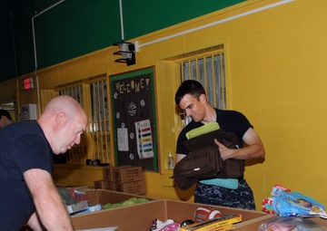 Sailors from Mobile Mine Assembly Unit Eight support Operation Airlift Japan